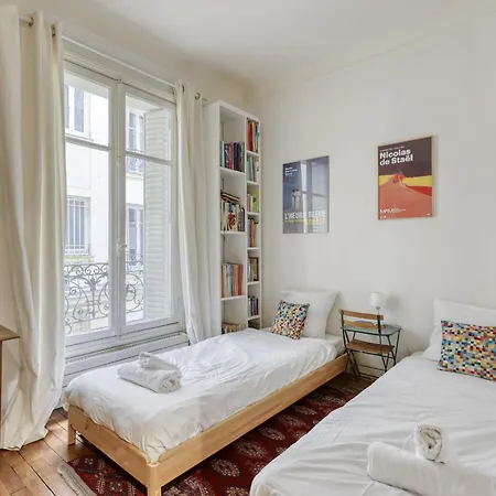 Classic & Charming Parisian Flat - Luxury 16th Appartamento *